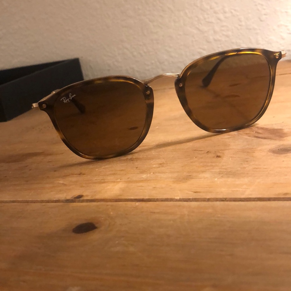 Ray-Ban Sunglasses: RB2448N